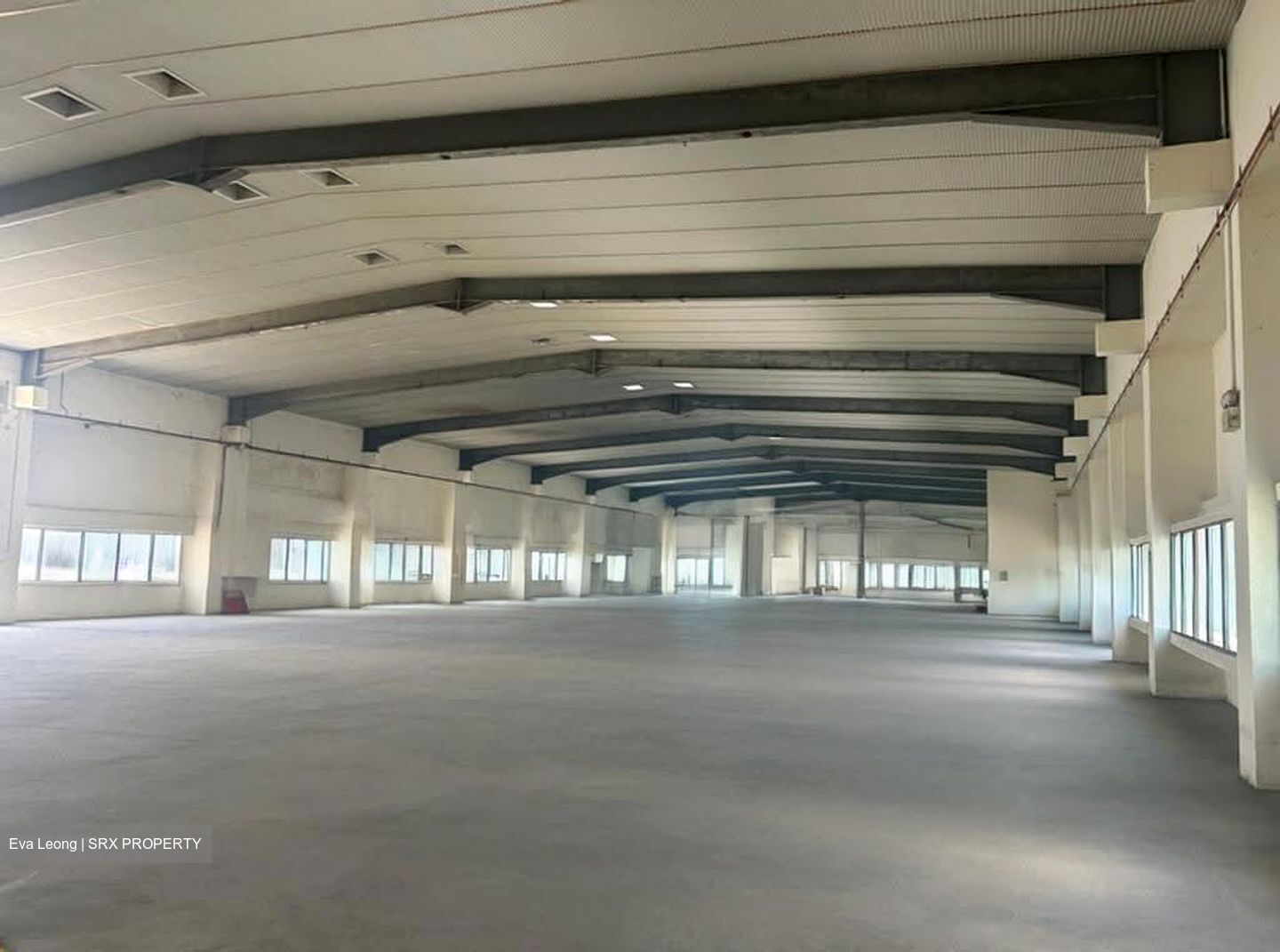 SUNHUAN BUILDING (D22), Factory #633707141